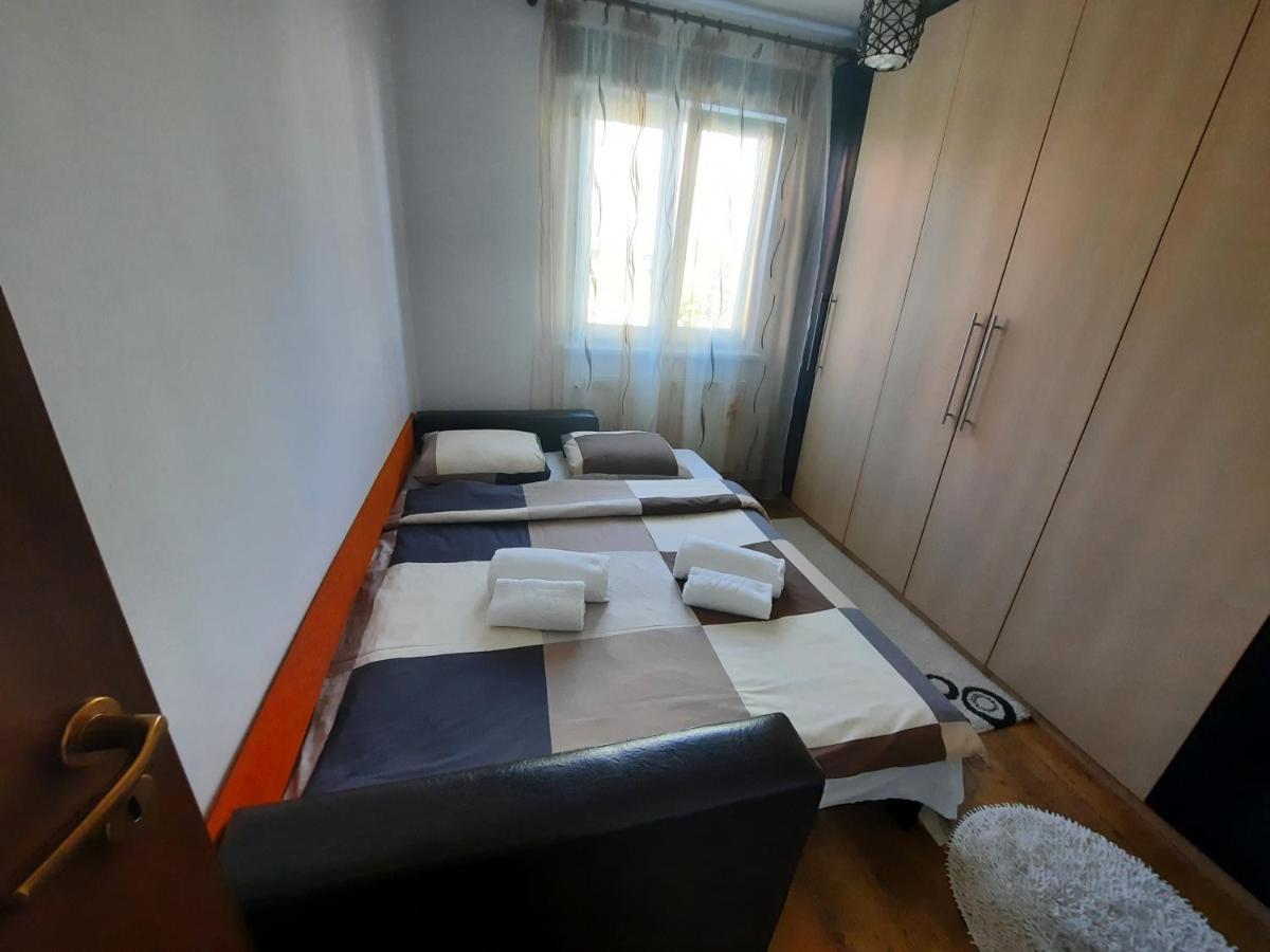 Апартаменты Happy Apartament Сибиу Экстерьер фото